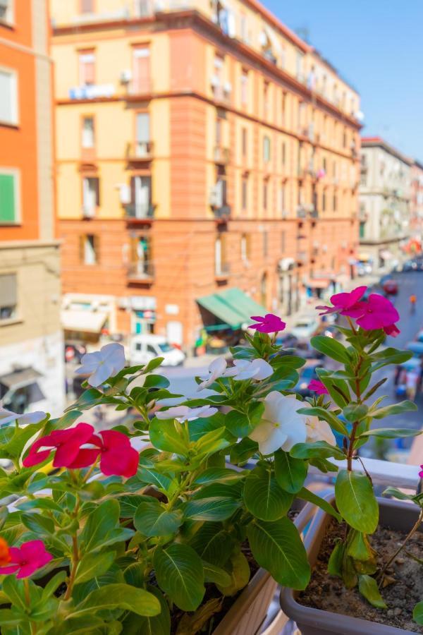 Le Meraviglie Di Napoli Экстерьер фото